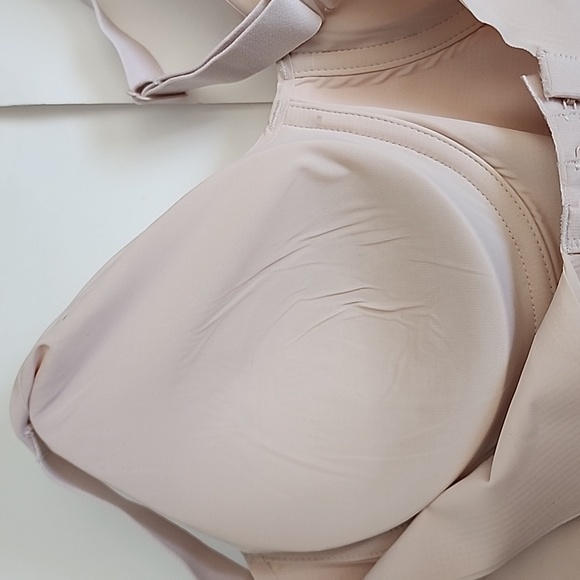 Bali Comfort Revolution Underwire Bra/ Size M - Picture 10 of 13